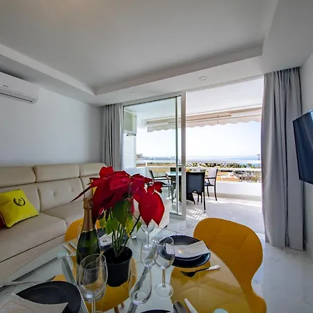 Apartment Ponderosa 611: Oceanview Near Siam Park